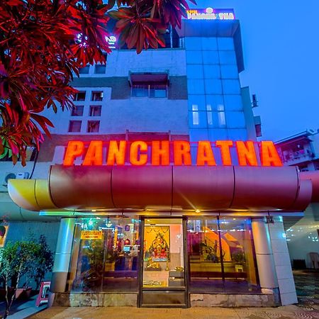 Hotel Panchratna 판벨 외부 사진