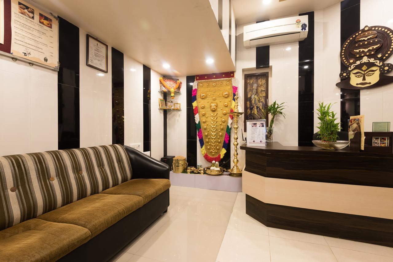 Hotel Panchratna 판벨 외부 사진