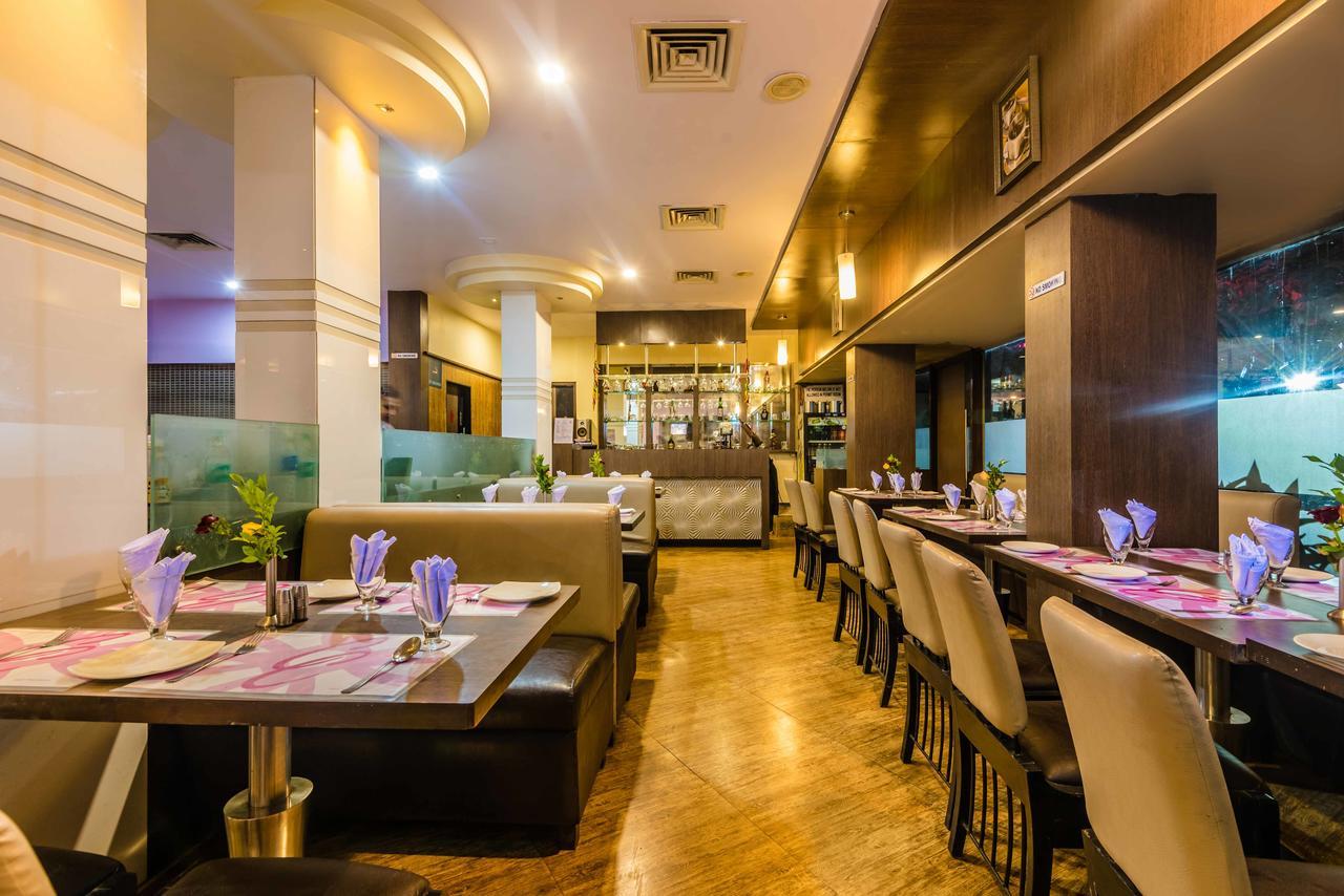 Hotel Panchratna 판벨 외부 사진